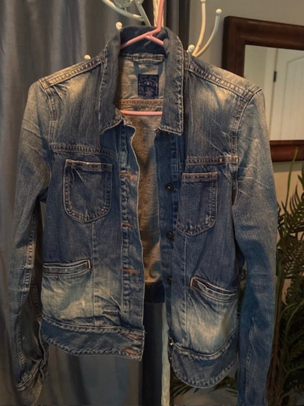 LUCKY Blue Jean Denim Jacket Coat Distressed Size Medium 100% Cotton Casual